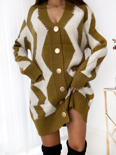 Royalfashion Koalt hosszú kockás gombos pulóver