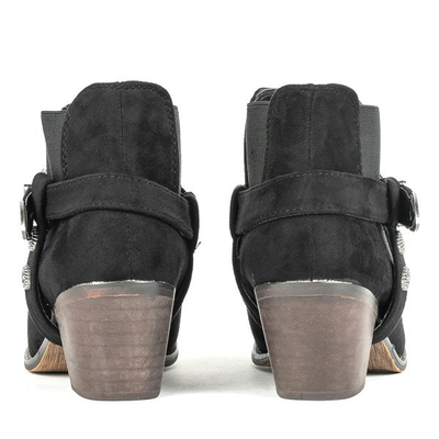 Fekete csizma alacsony poszt-asién cowboy csizmával - Lábbeli