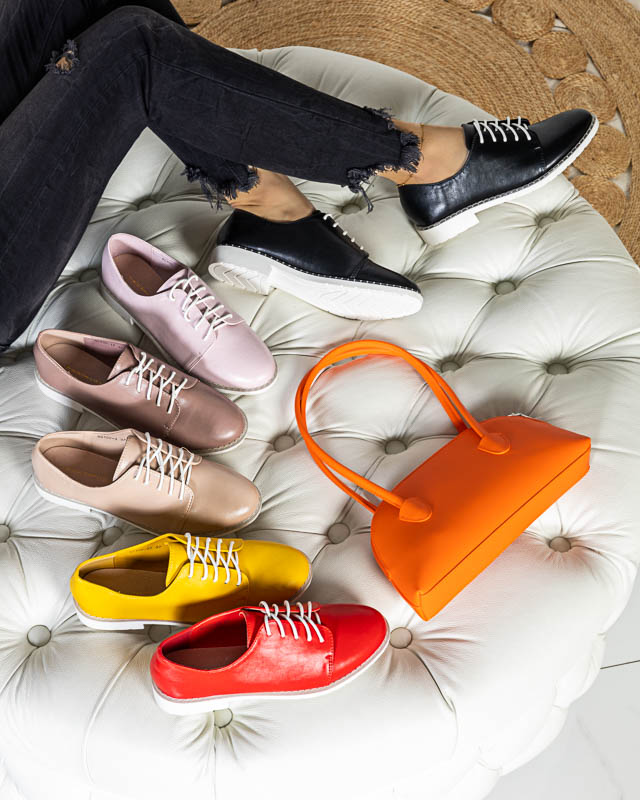 Bézs színű női cipő Uwem- Footwear