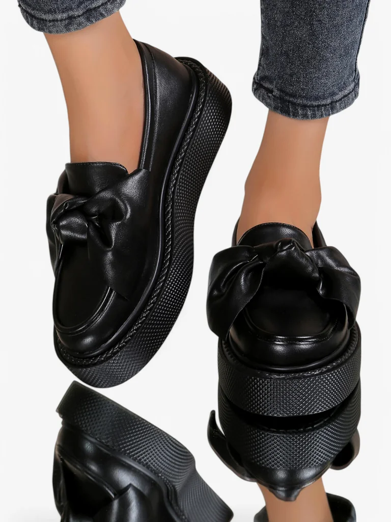 Royalfashion Elegáns női mokaszin masnival Ortto