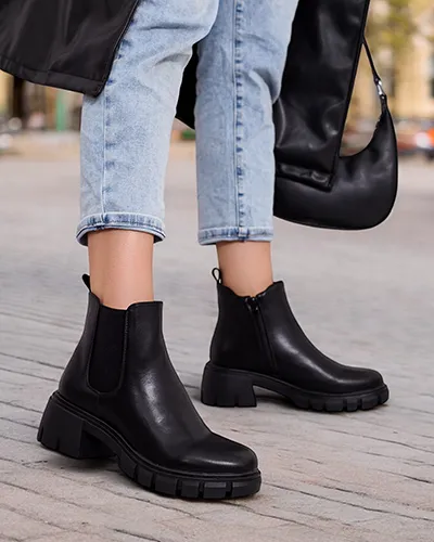 Royalfashion Női Velly tűsarkú csizma