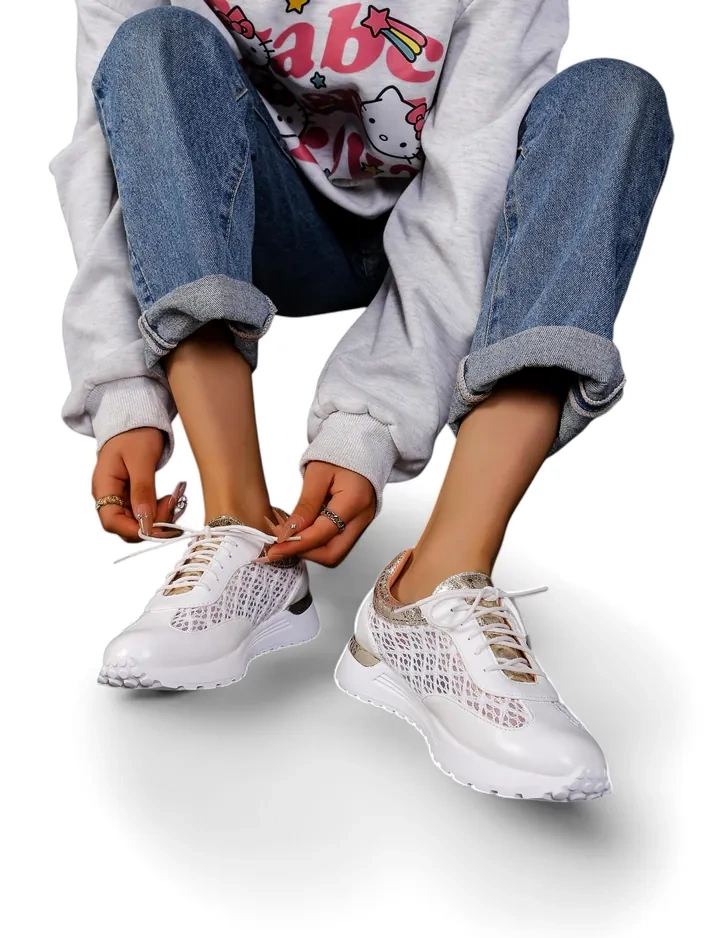 Royalfashion Perforált női sportcipő Ellos