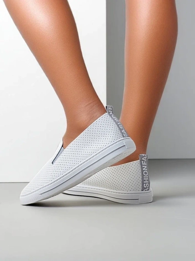 Royalfashion Női perforált slip-on cipők Eppes