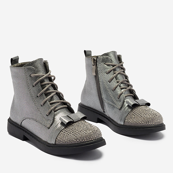 OUTLET Lánycsizma cirkóniával és grafit masnival Kripo - Lábbeli