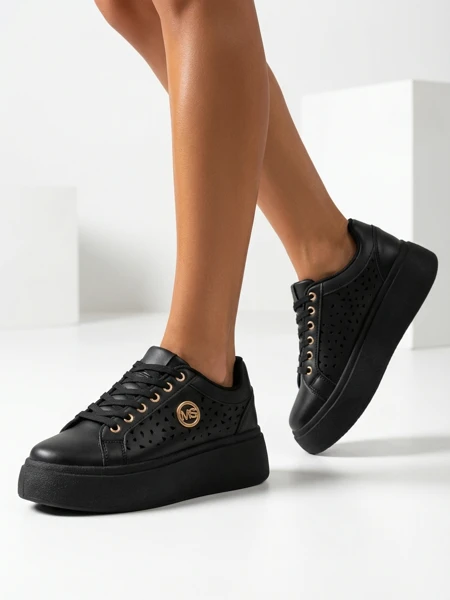 Aurelia Nero - Fekete Royalfashion platform öko bőrből, LH201-8 modell