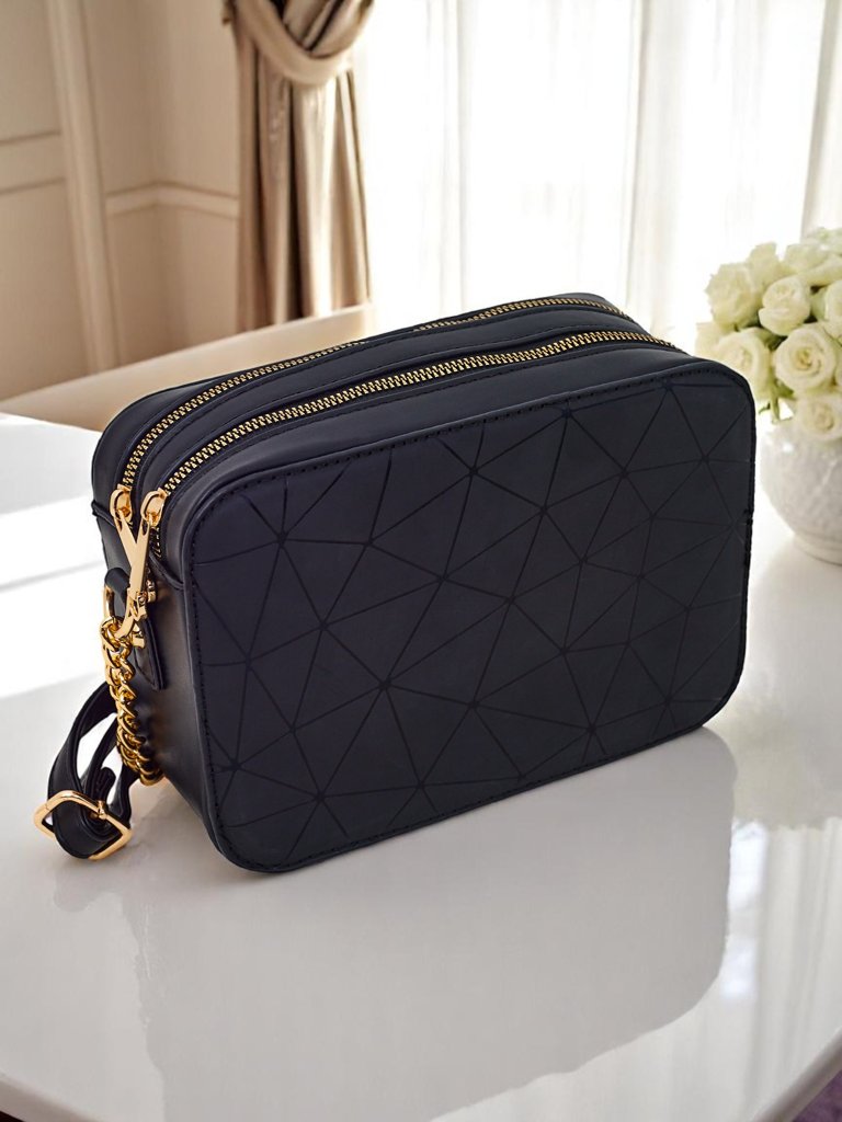 Royalfashion Női kis kézitáska ökobőrből Luna Grace