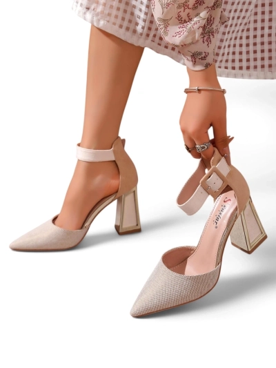 Royalfashion Klasszikus női magassarkú Wernone