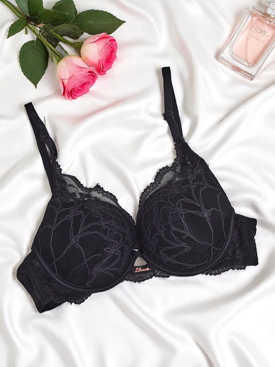 Royalfashion női push-up csipkés melltartó Luna Push-Up