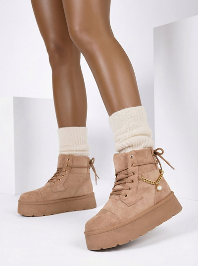 Royalfashion Női fűzős Woruces csizma