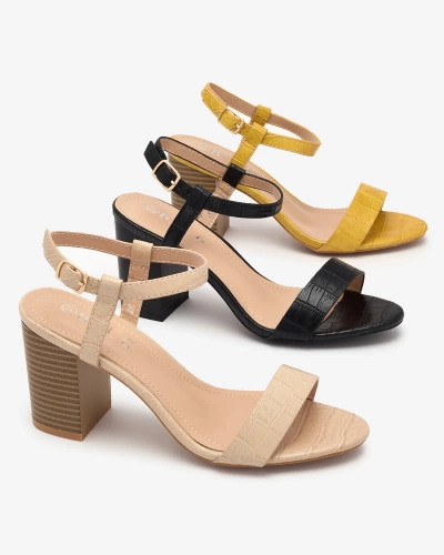 Sárga női szandál dombornyomással Francola- Footwear