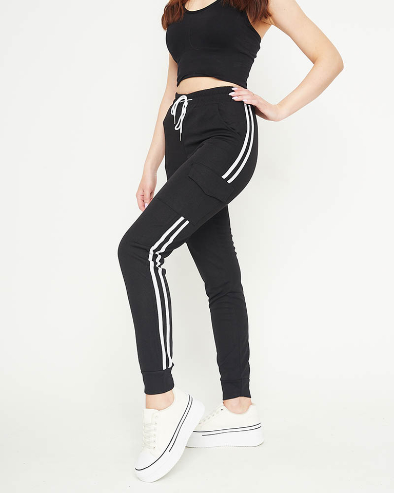 Fekete női cargo nadrág csíkokkal - Ruházat