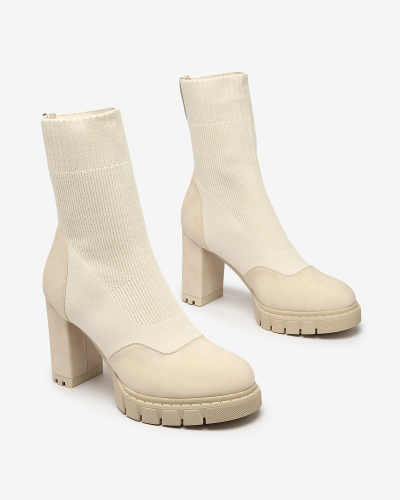 Royalfashion Cream Női magasabb sarkú Flexi csizma