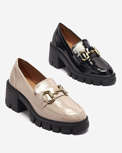 Világosbarna női lakkozott mokaszin díszítéssel Neriea - Lábbeli