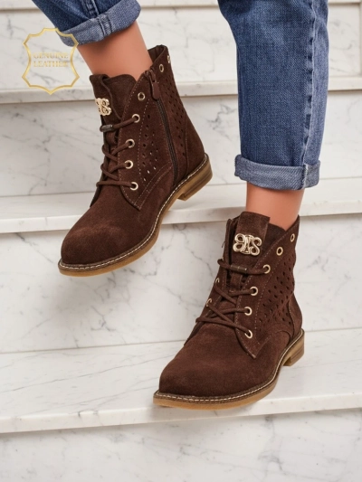 Aurelias természetes bőr áttört női bokacsizma