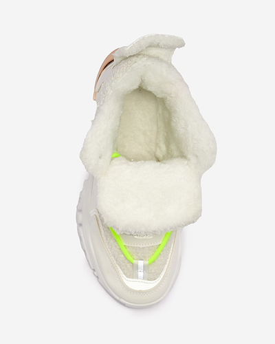 Fehér női sportcipő szőrmével és neonzöld fűzővel Sagglo- Footwear