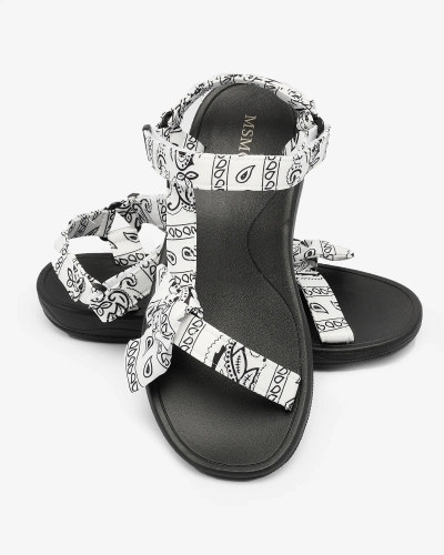 Royalfashion Fehér és fekete női szandál masnival Oyall