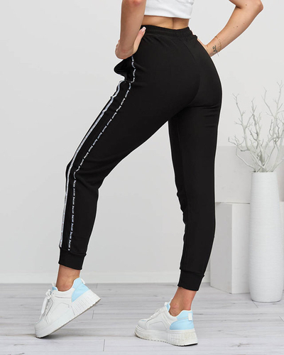 Női fekete cargo nadrág csíkokkal - Ruházat