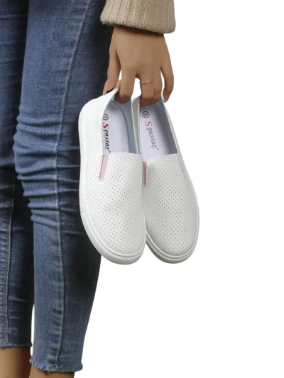 Royalfashion Női perforált slip-on cipők Eppes