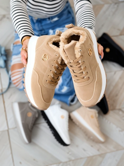 Royalfashion Világosbarna női szigetelt sportcipő Lahho