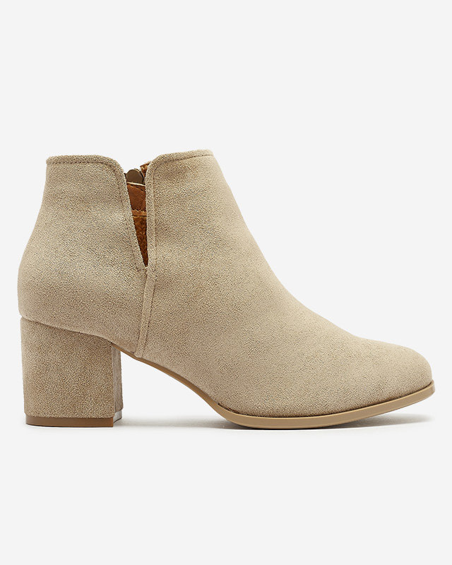 Bézs színű női kivágott posztócsizma Amalan- Lábbeli