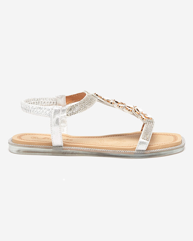 OUTLET Ezüst női szandál Soritis virággal - Lábbeli