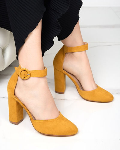 OUTLET Mustáros női szandál a Nastio postán - Lábbeli