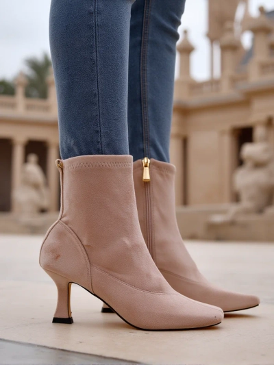 Royalfashion Női magassarkú bokacsizma Lanoi