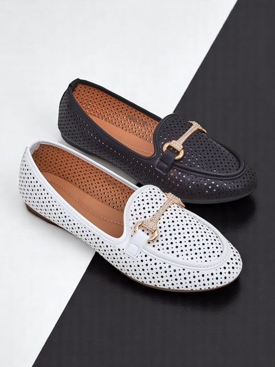 Royalfashion Lyukacsos női loaferek Rafalle