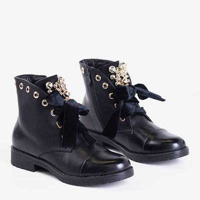 Fekete táskák Havelte díszítéssel - Lábbeli