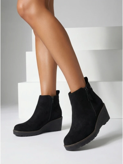 Zarrico női bokacsizma éktalpon