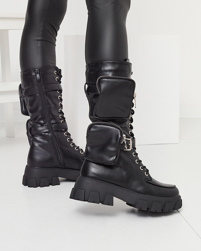 Fekete munkáscsizma dísztasakokkal a felsőrészen Sello- Lábbeli