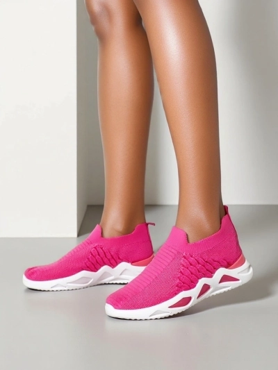 Royalfashion Slip-on női sportcipő strasszokkal Elavises