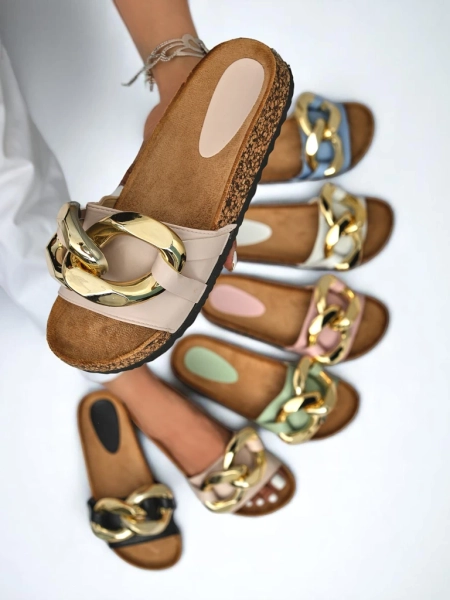 Coralia Royalfashion női ekrü platformos papucs lánccal