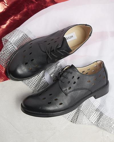 Női áttört öko bőr félcipő fekete színben Selofso- Lábbeli