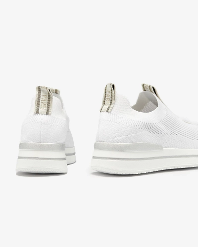 Női csúszós sportcipő fehér felirattal Cerppa- Footwear
