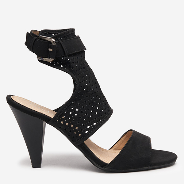 Áttört női szandál oszlopon, fekete Resov-Buty színben