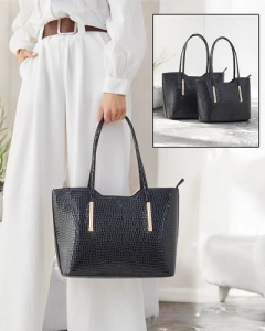 Világos bézs || fekete