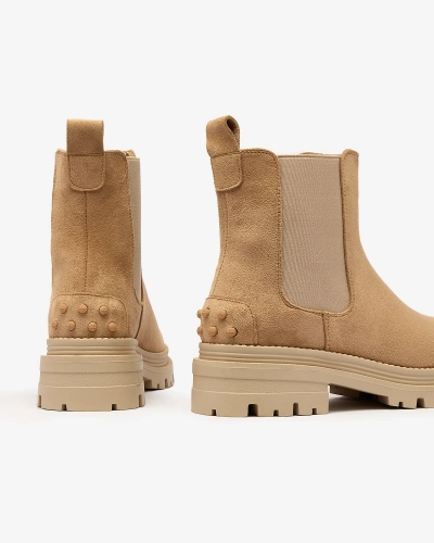 Royalfashion Női szigetelt csizma camel színben Comfy Walk