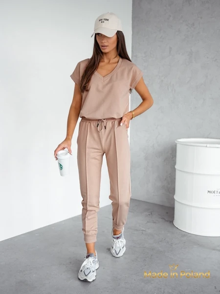 Bézs Livia szett V-nyakkal