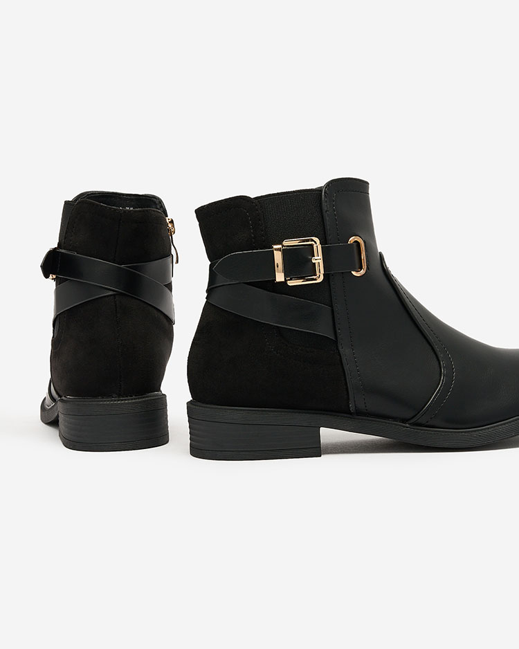 Royalfashion Fekete női csizma a'la sztyblety csattal Ifeloper