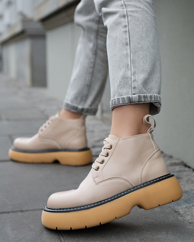 Női csizma bézs színben Tarraf- Footwear