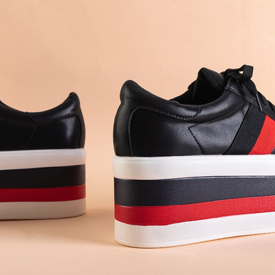 Fekete női sportcipő vastag Jemita platformon - cipő