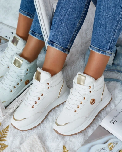 Royalfashion Melegített női tornacipő szőrmével Casill