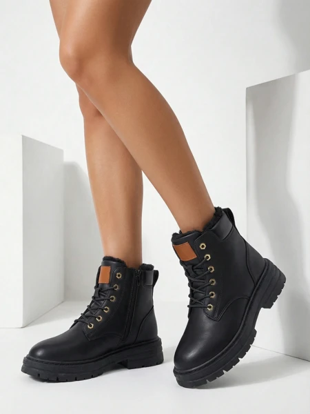 Royalfashion Női szigetelt trapery csizma Radoras