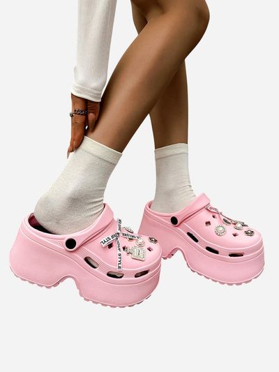 Royalfashion Női gumipapucs díszítéssel Dellos