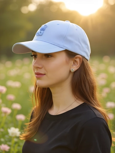Royalfashion sapka nyuszis, elegáns folttal