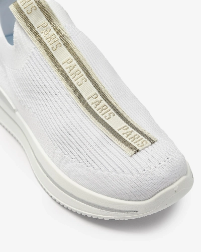 Női csúszós sportcipő fehér felirattal Cerppa- Footwear