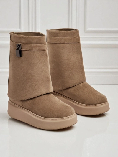 Rövid női hócsizma a'la Elizze, rögzíthető szárral