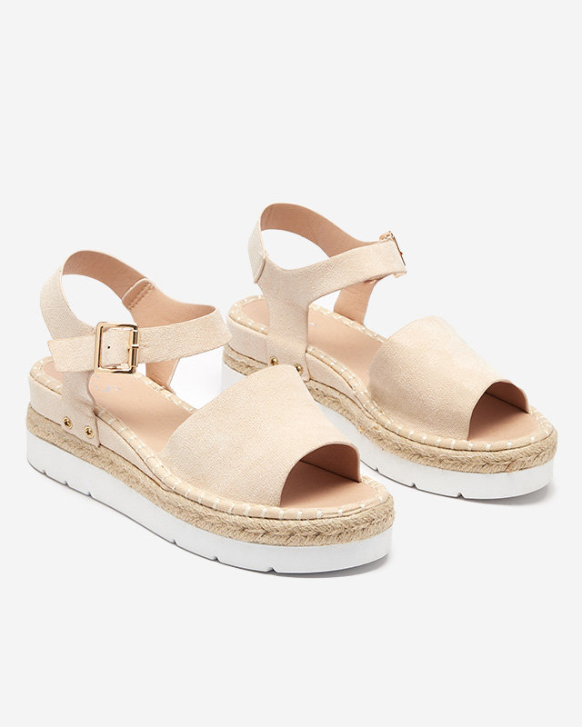 OUTLET Bézs színű női szandál éken Setovia - Lábbeli
