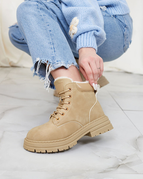 Royalfashion Bézs női szigetelt trapper csizma Radoras